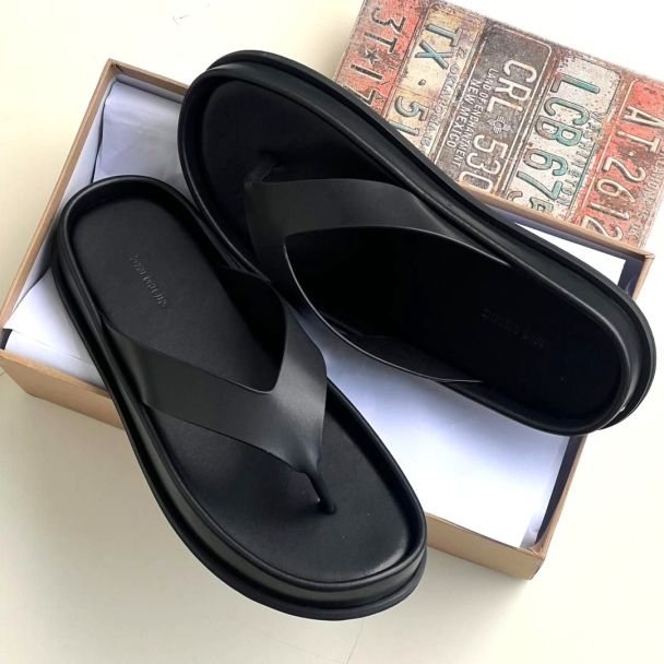 Zara Pam Slippers Black